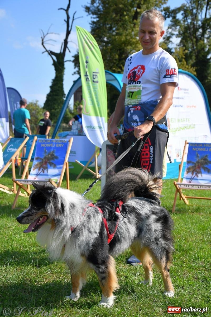 Zdjęcie w galerii na portalu naszraciborz.pl: Dogtrekking - charytatywny marsz z czworonogami [FOTO i WIDEO] wiadomości z regionu