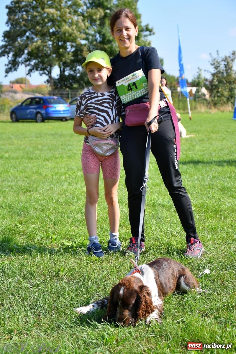 Zdjęcie w galerii na portalu naszraciborz.pl: Dogtrekking - charytatywny marsz z czworonogami [FOTO i WIDEO] wiadomości z regionu