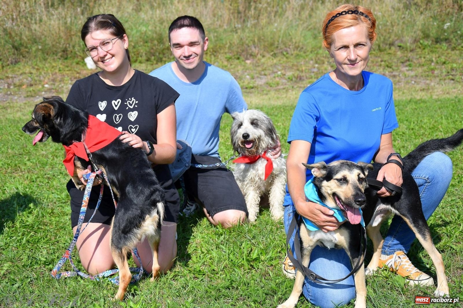 Zdjęcie w galerii na portalu naszraciborz.pl: Dogtrekking - charytatywny marsz z czworonogami [FOTO i WIDEO] wiadomości z regionu