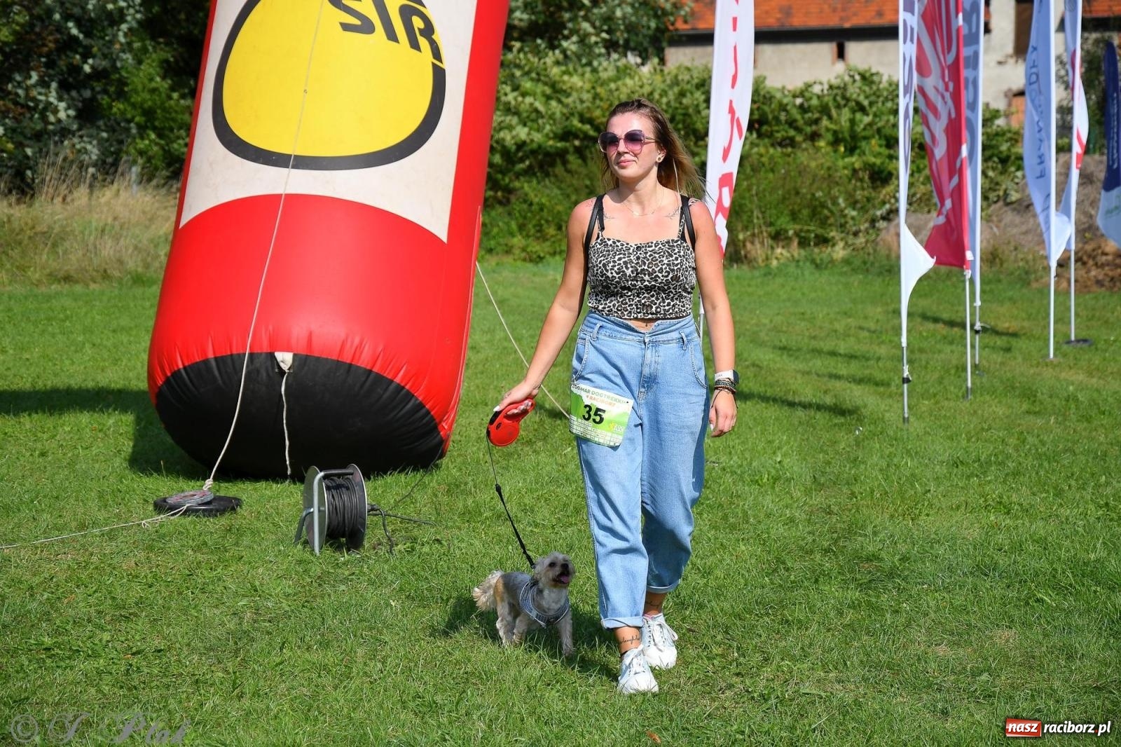 Zdjęcie w galerii na portalu naszraciborz.pl: Dogtrekking - charytatywny marsz z czworonogami [FOTO i WIDEO] wiadomości z regionu