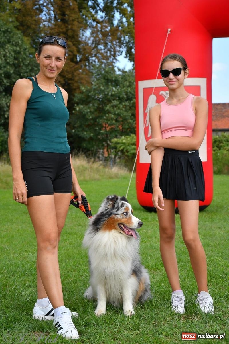 Zdjęcie w galerii na portalu naszraciborz.pl: Dogtrekking - charytatywny marsz z czworonogami [FOTO i WIDEO] wiadomości z regionu