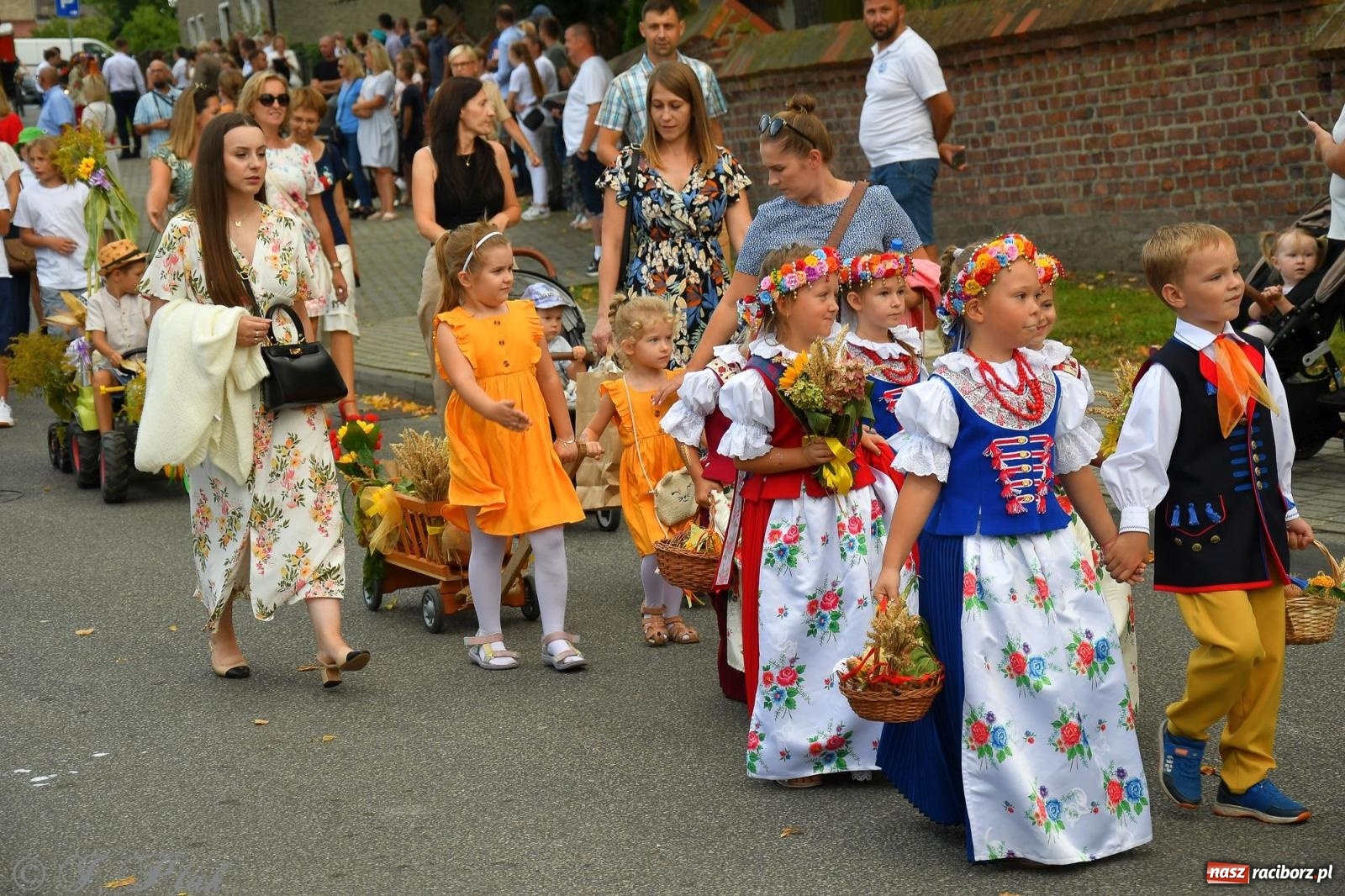 Zdjęcie w galerii na portalu naszraciborz.pl: Racibórz. Markowice dożynki na bis [FOTO] wiadomości z regionu