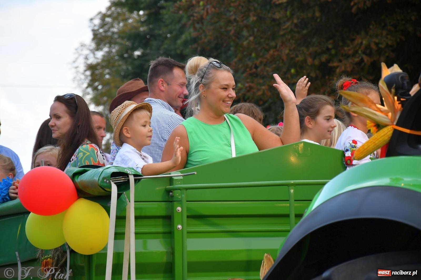 Zdjęcie w galerii na portalu naszraciborz.pl: Racibórz. Markowice dożynki na bis [FOTO] wiadomości z regionu