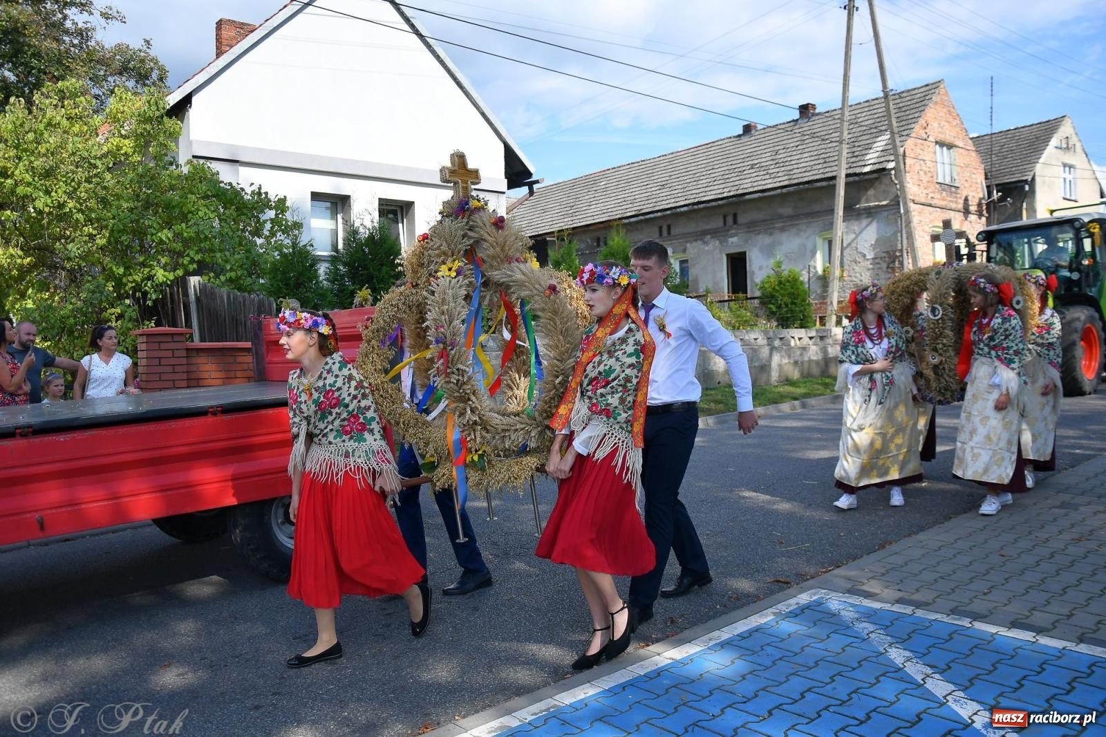 Zdjęcie w galerii na portalu naszraciborz.pl: Racibórz. Markowice dożynki na bis [FOTO] wiadomości z regionu