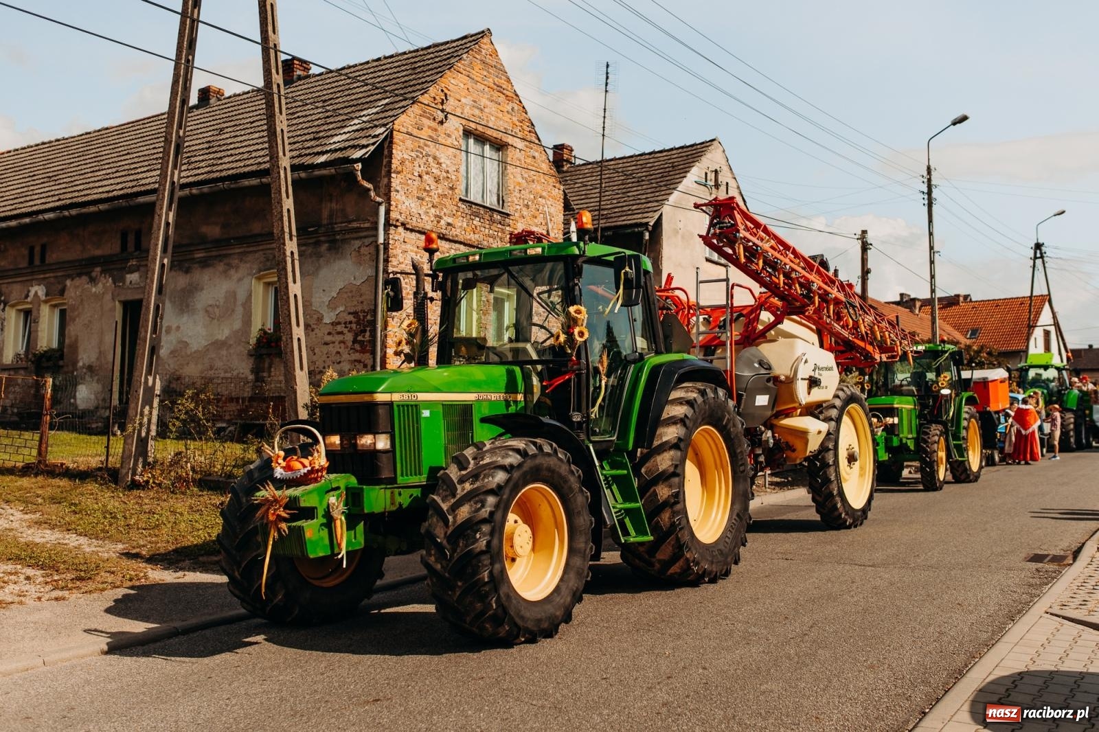 Zdjęcie w galerii na portalu naszraciborz.pl: Po trzech latach dożynki wróciły do Raciborza. Markowice gospodarzem [FOTO i WIDEO] wiadomości z regionu
