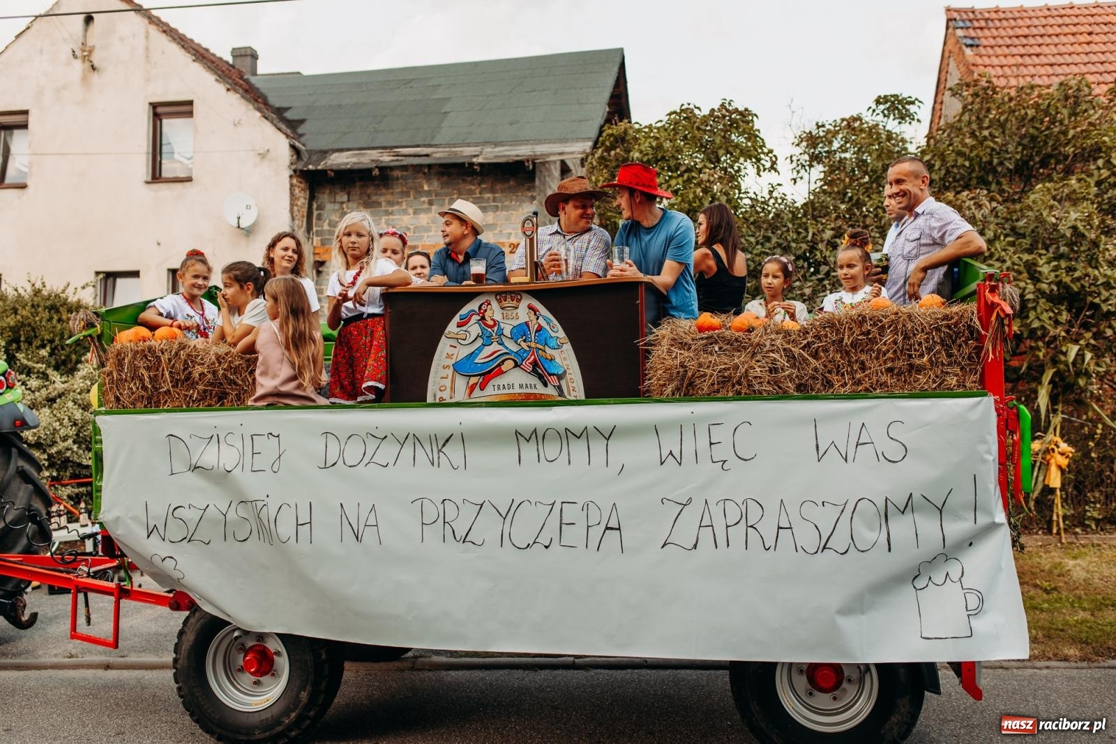 Zdjęcie w galerii na portalu naszraciborz.pl: Po trzech latach dożynki wróciły do Raciborza. Markowice gospodarzem [FOTO i WIDEO] wiadomości z regionu