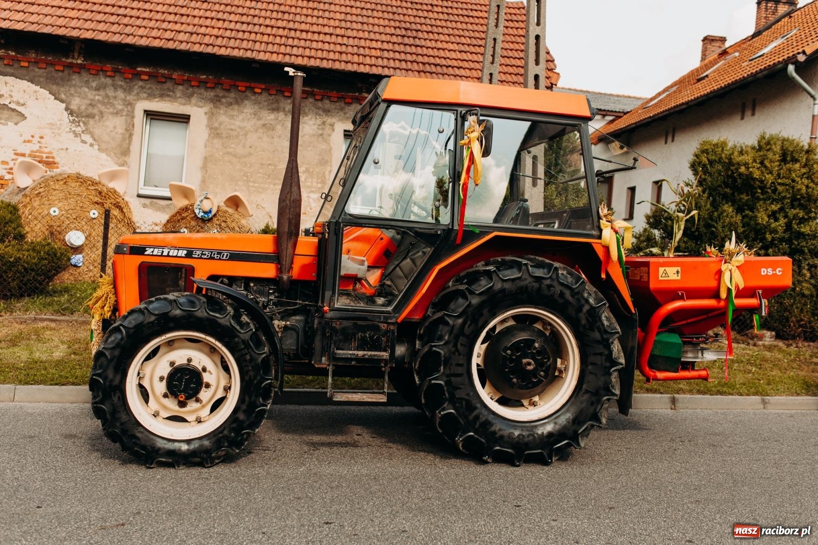 Zdjęcie w galerii na portalu naszraciborz.pl: Po trzech latach dożynki wróciły do Raciborza. Markowice gospodarzem [FOTO i WIDEO] wiadomości z regionu
