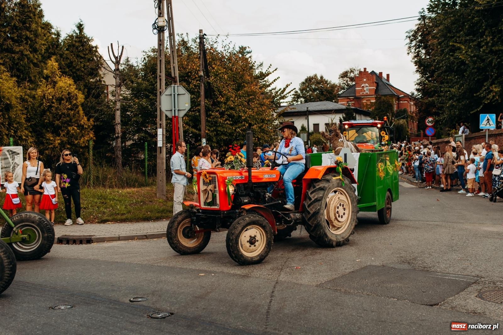 Zdjęcie w galerii na portalu naszraciborz.pl: Po trzech latach dożynki wróciły do Raciborza. Markowice gospodarzem [FOTO i WIDEO] wiadomości z regionu