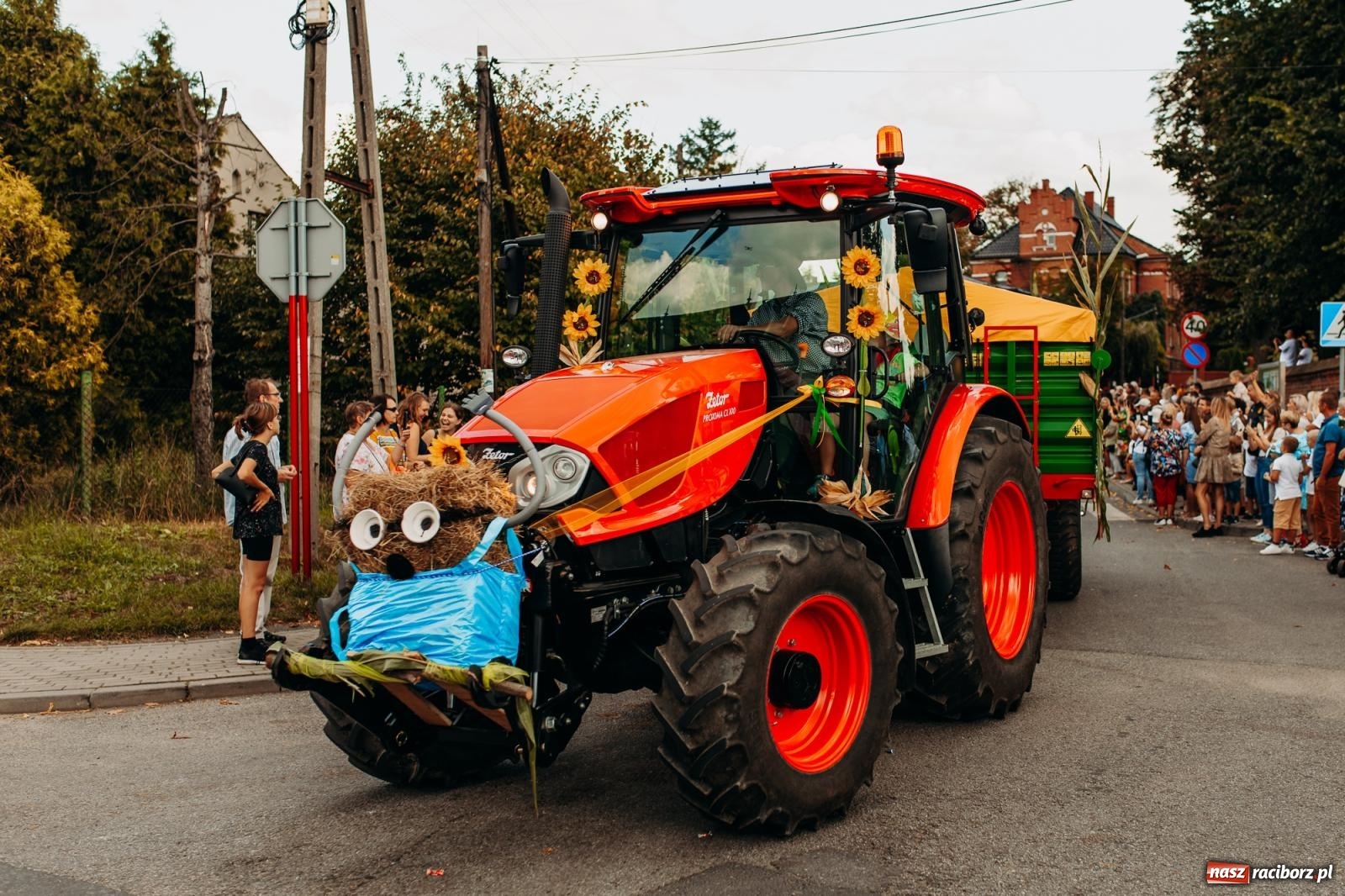 Zdjęcie w galerii na portalu naszraciborz.pl: Po trzech latach dożynki wróciły do Raciborza. Markowice gospodarzem [FOTO i WIDEO] wiadomości z regionu