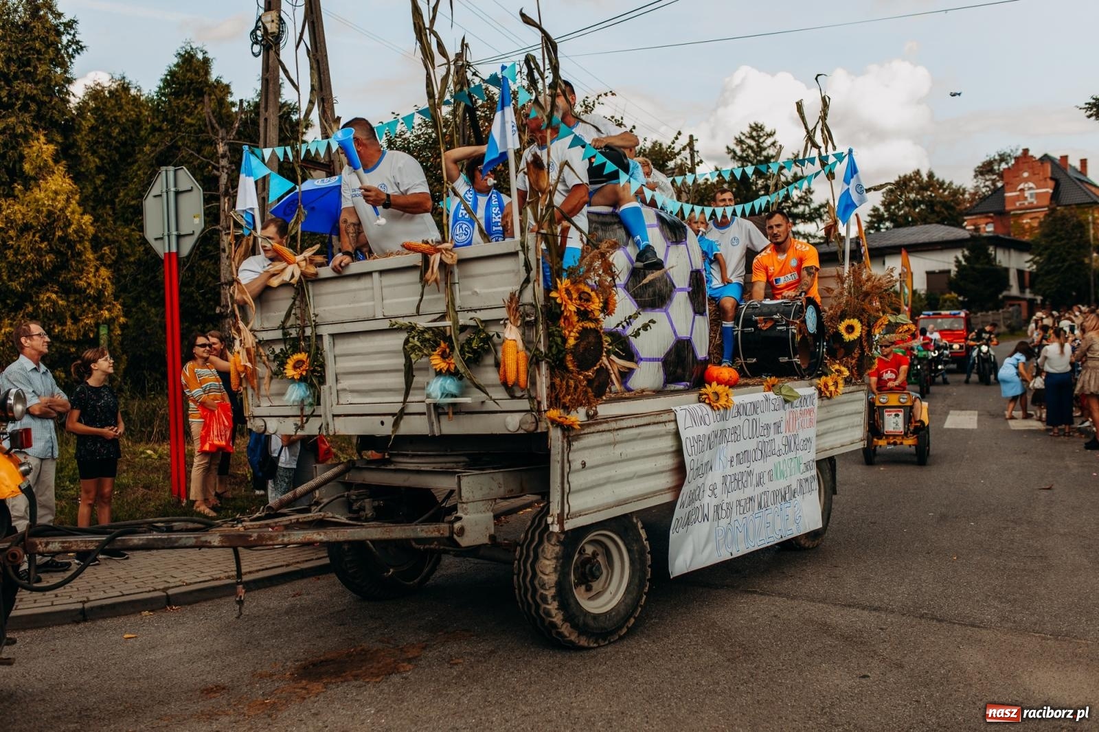 Zdjęcie w galerii na portalu naszraciborz.pl: Po trzech latach dożynki wróciły do Raciborza. Markowice gospodarzem [FOTO i WIDEO] wiadomości z regionu