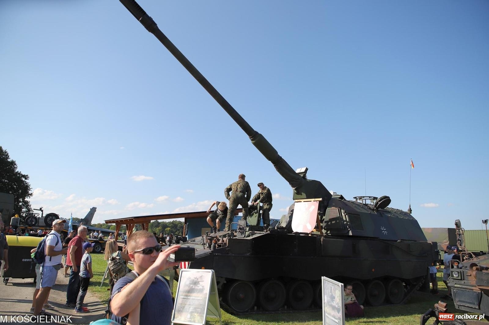 Zdjęcie w galerii na portalu naszraciborz.pl: Tysiące ludzi na Dniach NATO w Ostrawie. Polska specjalnym partnerem wydarzenia [FOTO] wiadomości z regionu