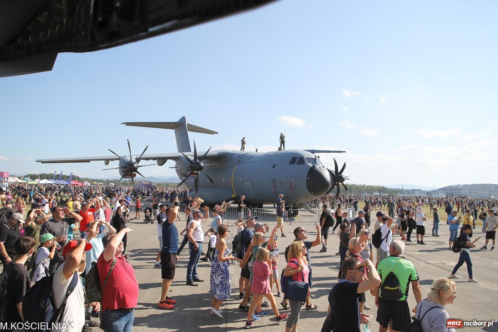Zdjęcie w galerii na portalu naszraciborz.pl: Tysiące ludzi na Dniach NATO w Ostrawie. Polska specjalnym partnerem wydarzenia [FOTO] wiadomości z regionu