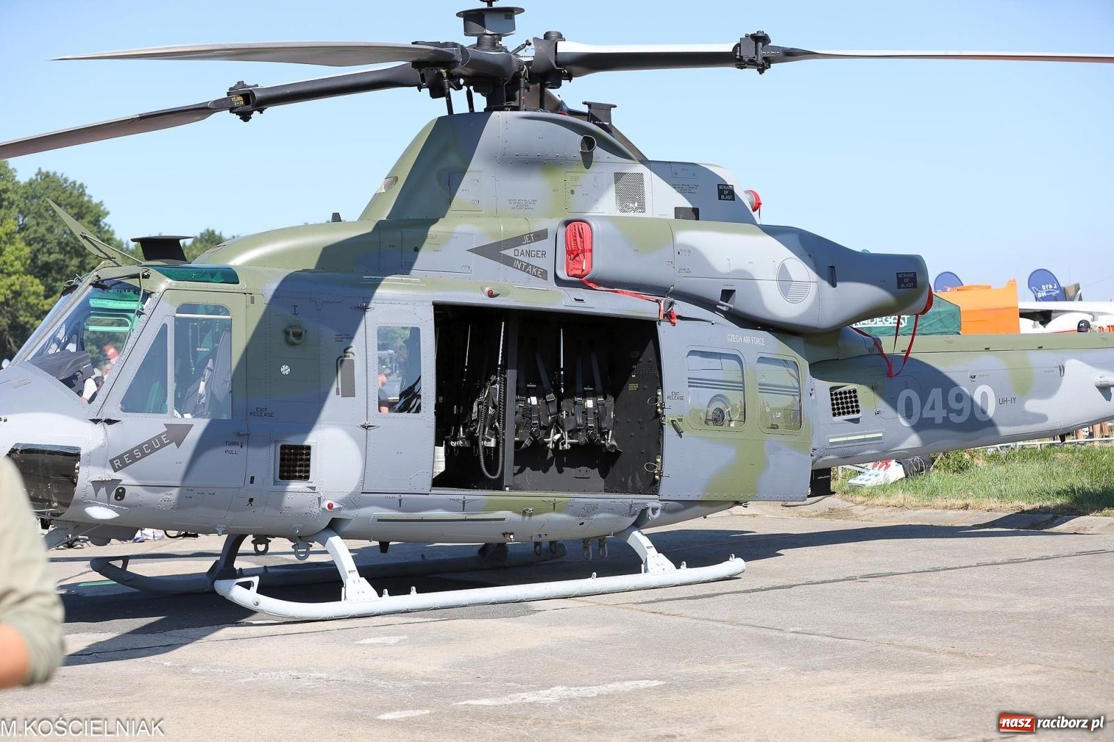 Zdjęcie w galerii na portalu naszraciborz.pl: Tysiące ludzi na Dniach NATO w Ostrawie. Polska specjalnym partnerem wydarzenia [FOTO] wiadomości z regionu