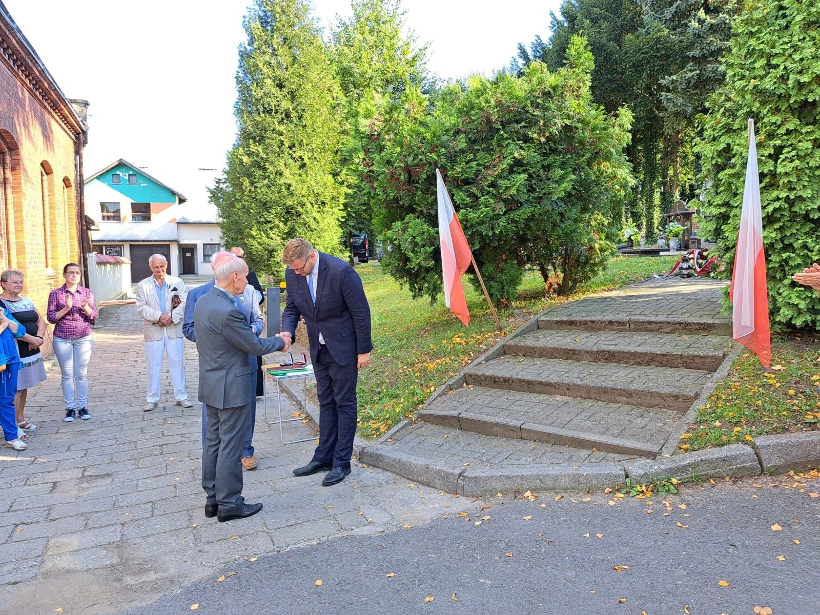 Zdjęcie w galerii na portalu naszraciborz.pl: Pamięć o Sybirakach nie ginie. Wspomnienie 17 września na Jeruzalem wiadomości z regionu