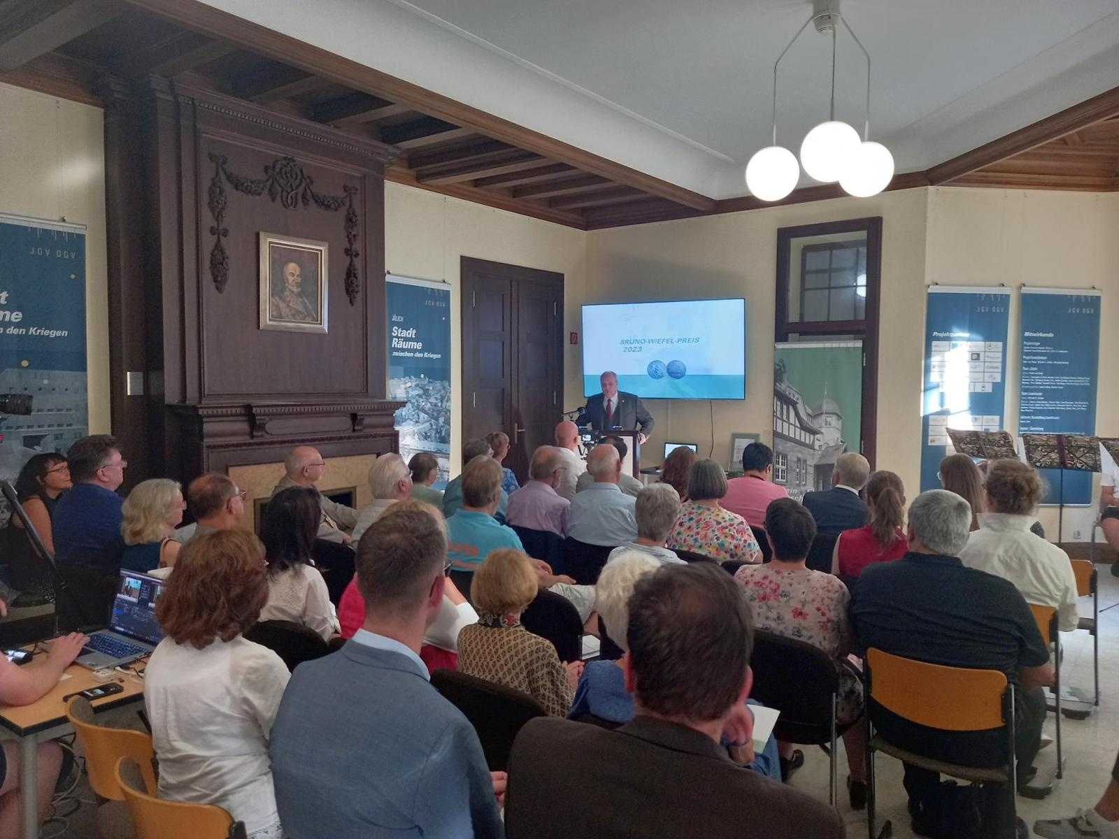 Zdjęcie w galerii na portalu naszraciborz.pl: Przyjaciele z Europy podsumowali wieloletni projekt historyczny wiadomości z regionu