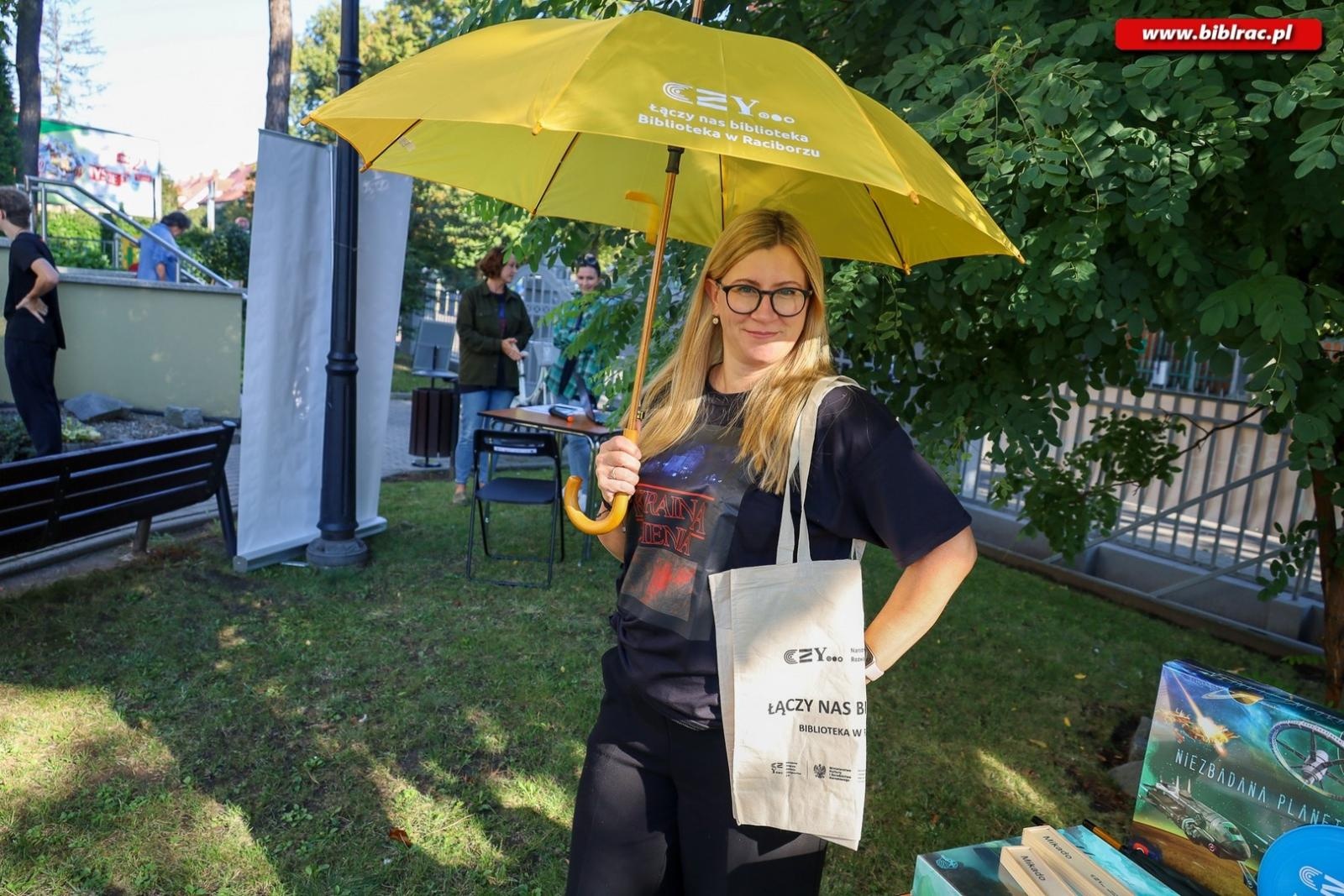 Zdjęcie w galerii na portalu naszraciborz.pl: Kraina Cienia – premiera bibliotecznej gry mobilnej wiadomości z regionu