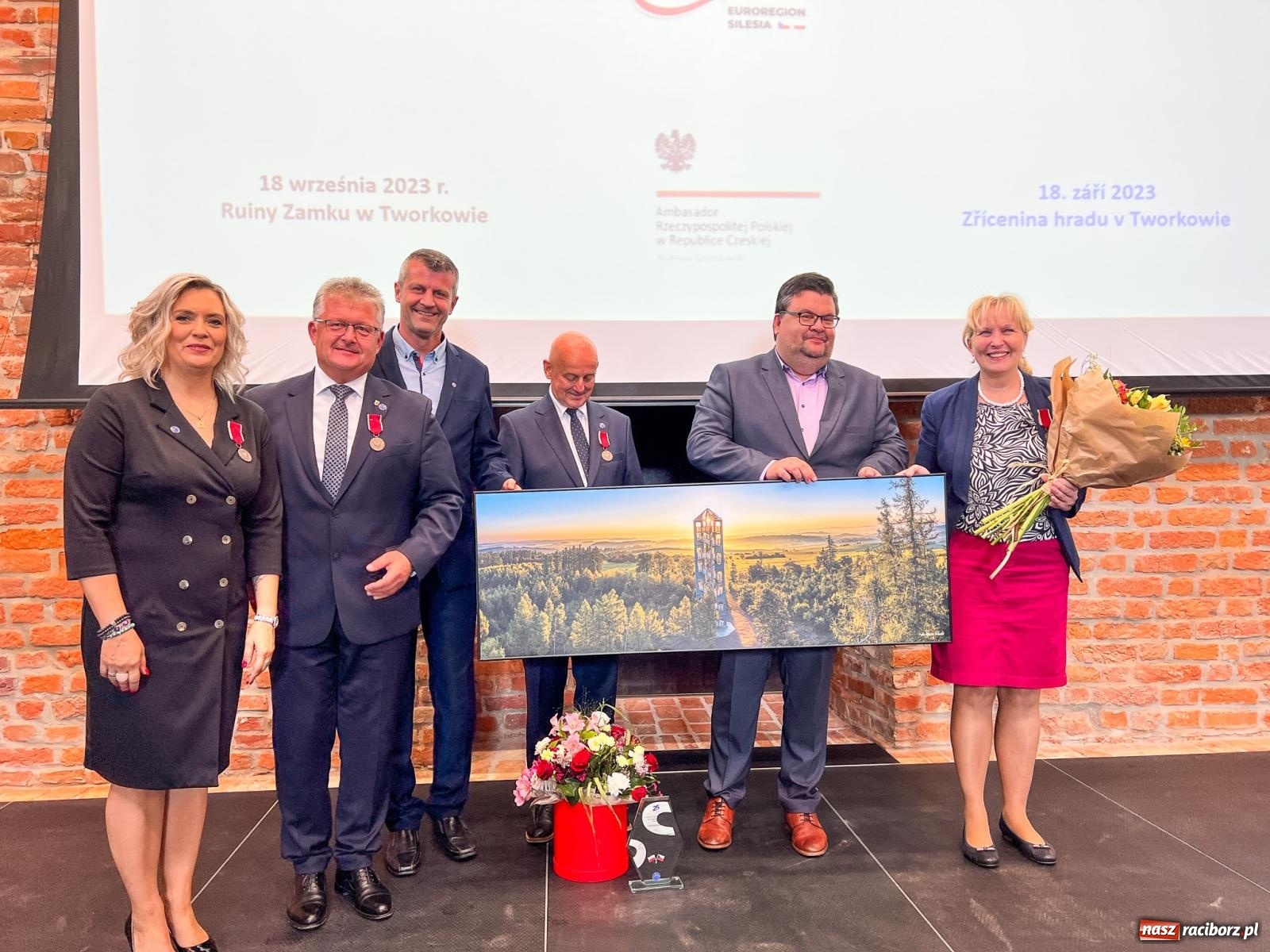 Zdjęcie w galerii na portalu naszraciborz.pl: Transgraniczne święto w Tworkowie. Srebrny jubileusz Euroregionu Silesia wiadomości z regionu