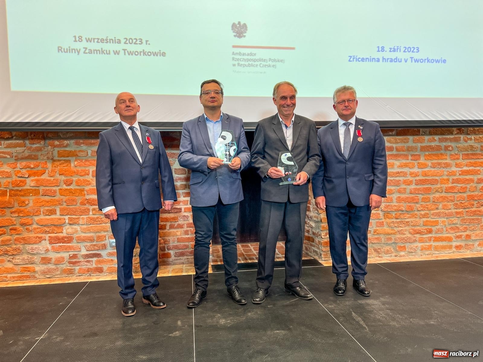 Zdjęcie w galerii na portalu naszraciborz.pl: Transgraniczne święto w Tworkowie. Srebrny jubileusz Euroregionu Silesia wiadomości z regionu