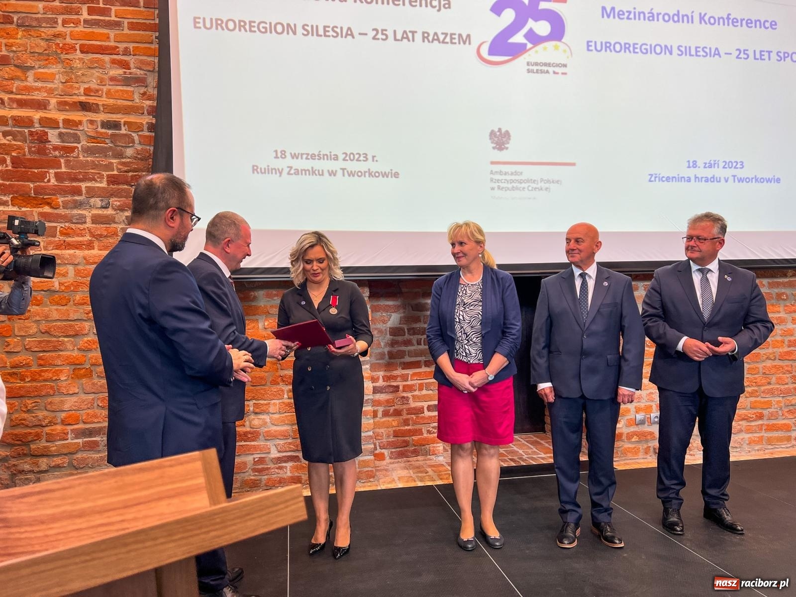 Zdjęcie w galerii na portalu naszraciborz.pl: Transgraniczne święto w Tworkowie. Srebrny jubileusz Euroregionu Silesia wiadomości z regionu