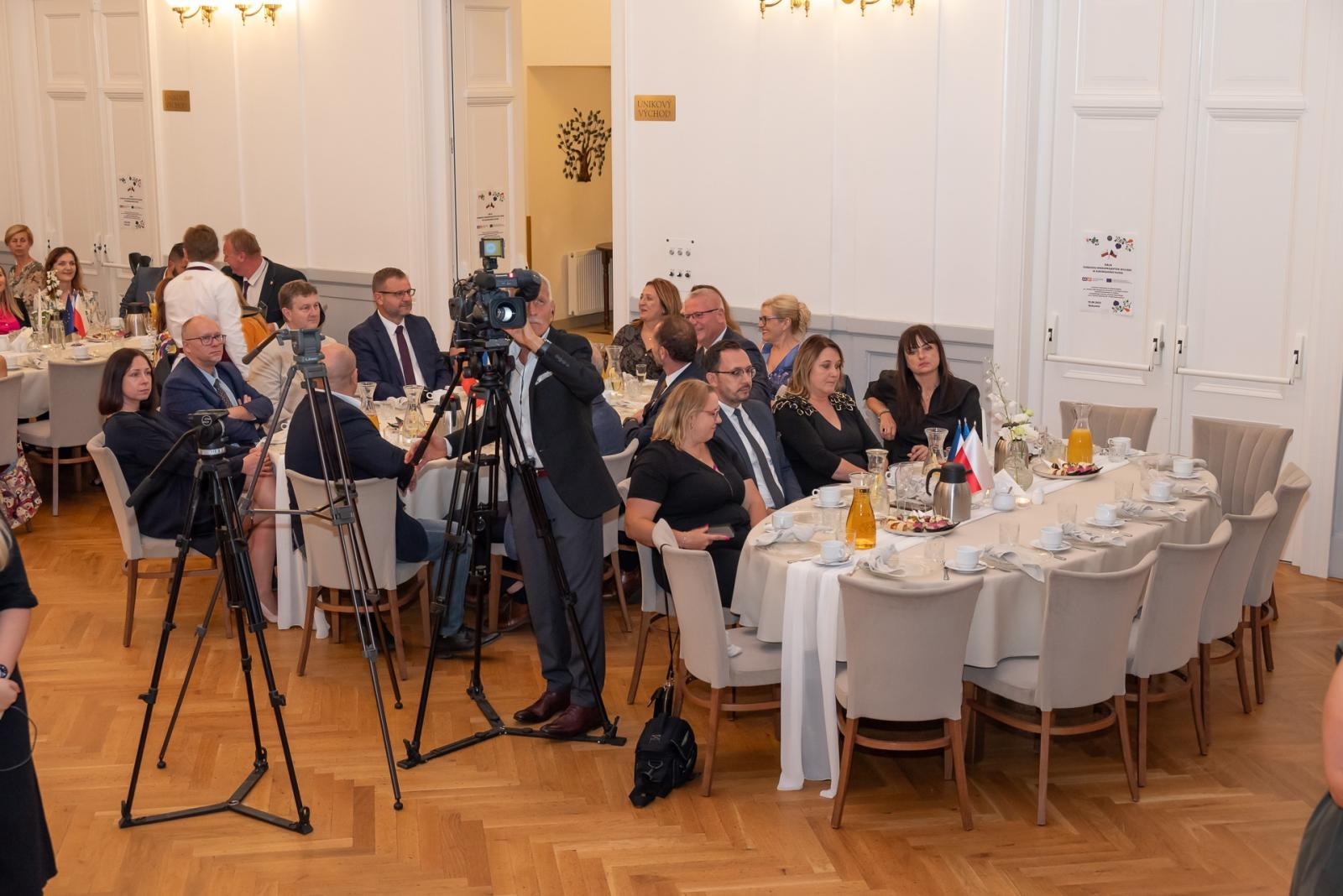 Zdjęcie w galerii na portalu naszraciborz.pl: Gala Funduszu Mikroprojektów Euroregionu Silesia w Boguminie wiadomości z regionu