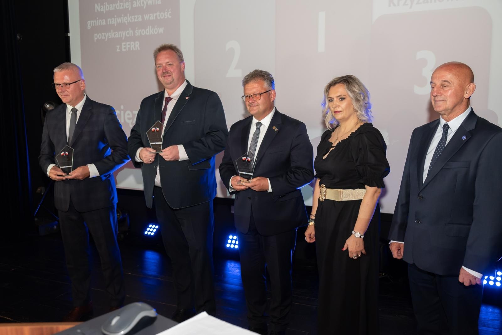 Zdjęcie w galerii na portalu naszraciborz.pl: Gala Funduszu Mikroprojektów Euroregionu Silesia w Boguminie wiadomości z regionu