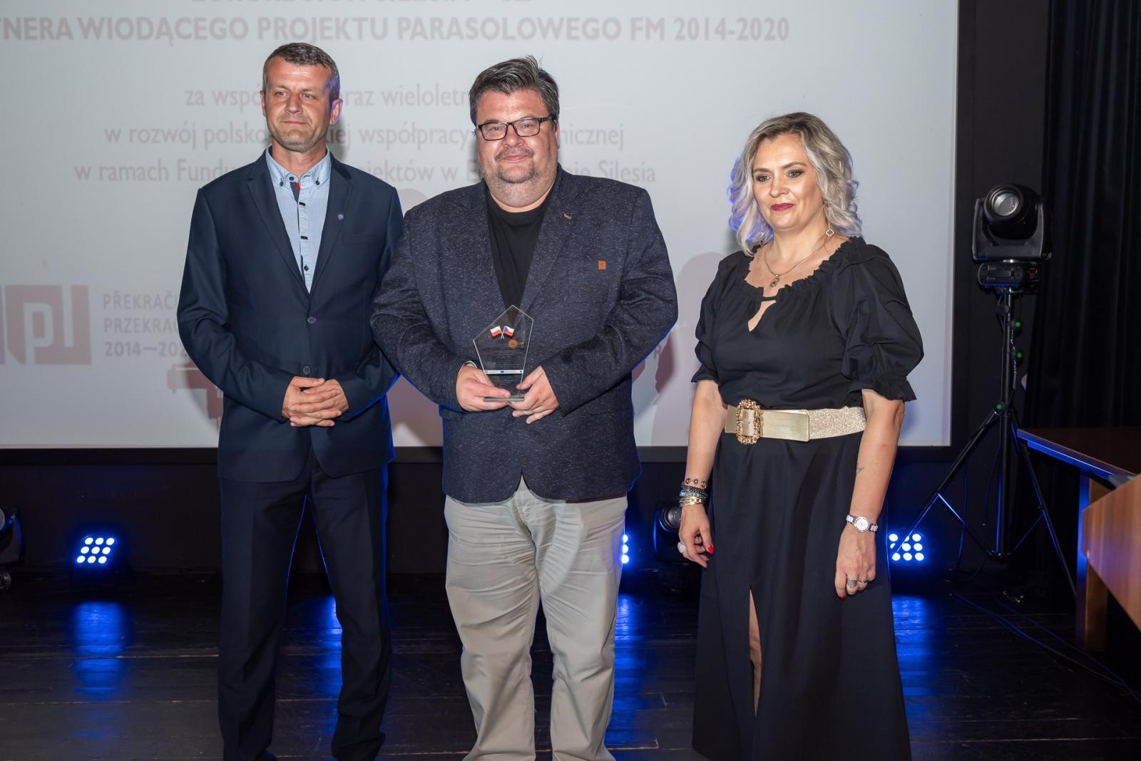 Zdjęcie w galerii na portalu naszraciborz.pl: Gala Funduszu Mikroprojektów Euroregionu Silesia w Boguminie wiadomości z regionu