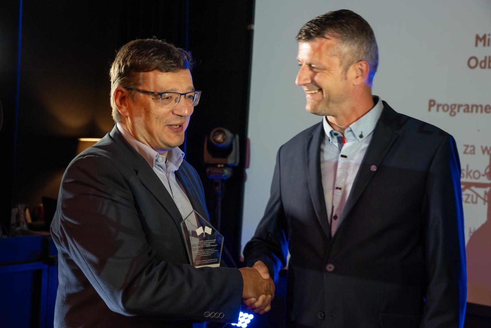 Zdjęcie w galerii na portalu naszraciborz.pl: Gala Funduszu Mikroprojektów Euroregionu Silesia w Boguminie wiadomości z regionu