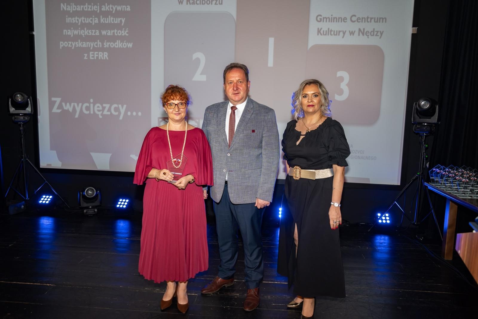 Zdjęcie w galerii na portalu naszraciborz.pl: Gala Funduszu Mikroprojektów Euroregionu Silesia w Boguminie wiadomości z regionu