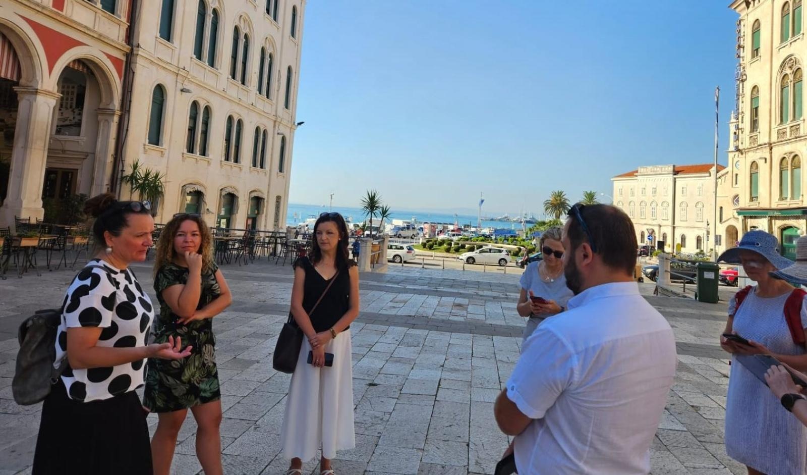 Zdjęcie w galerii na portalu naszraciborz.pl: Nauczyciele z Rudnika na zagranicznym kursie w ramach programu Erasmus+ wiadomości z regionu