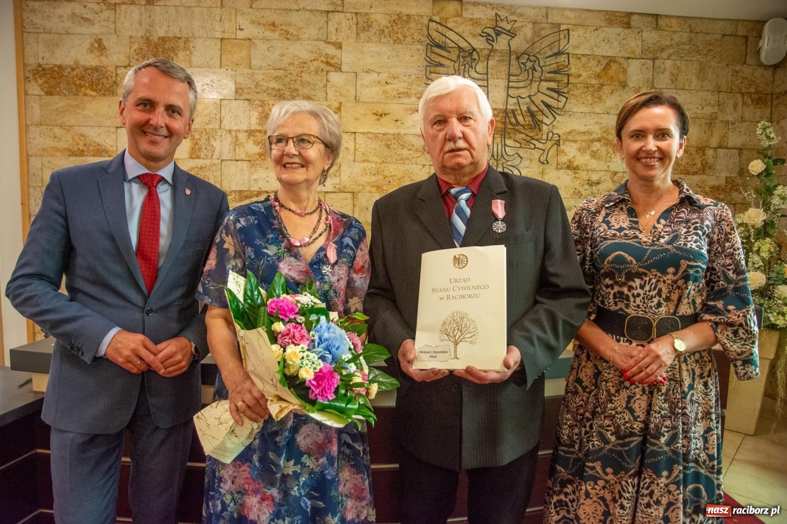 Zdjęcie w galerii na portalu naszraciborz.pl: Złote gody w Raciborzu. Świętuje siedem par [FOTO i WIDEO] wiadomości z regionu