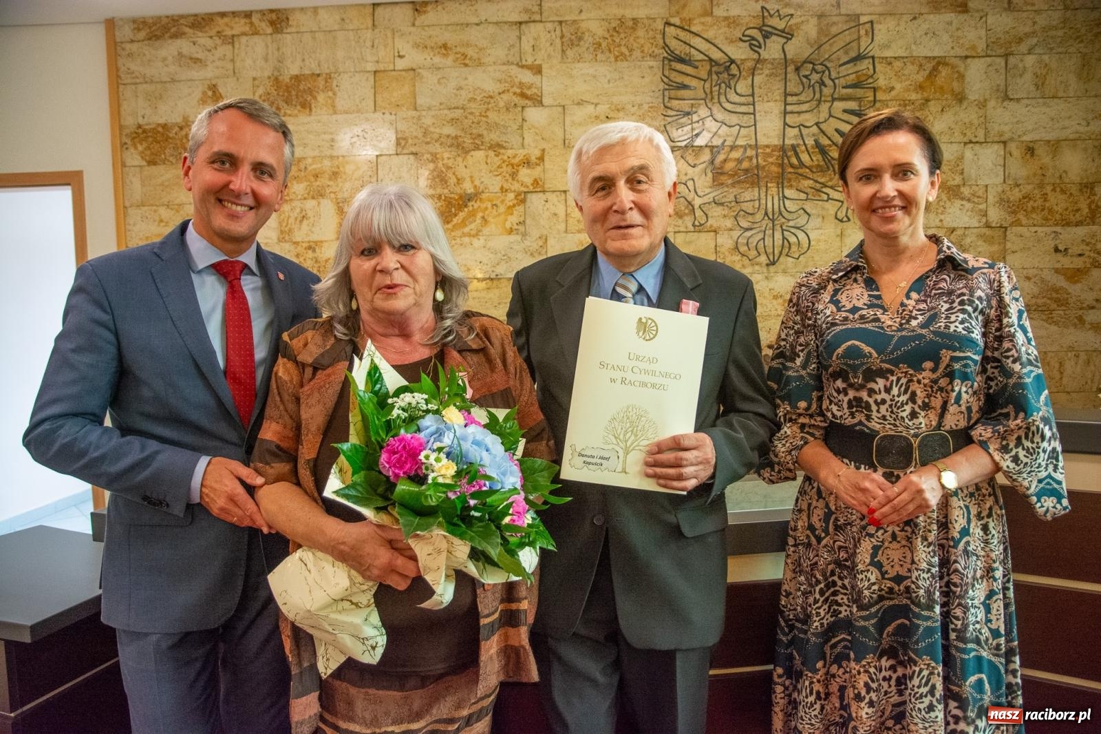 Zdjęcie w galerii na portalu naszraciborz.pl: Złote gody w Raciborzu. Świętuje siedem par [FOTO i WIDEO] wiadomości z regionu