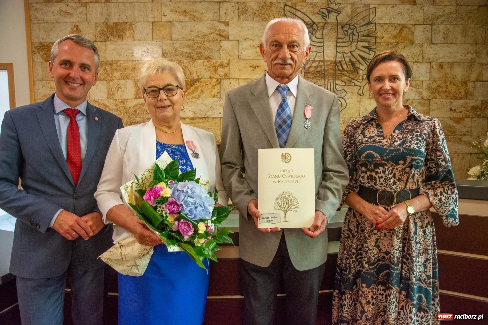 Zdjęcie w galerii na portalu naszraciborz.pl: Złote gody w Raciborzu. Świętuje siedem par [FOTO i WIDEO] wiadomości z regionu