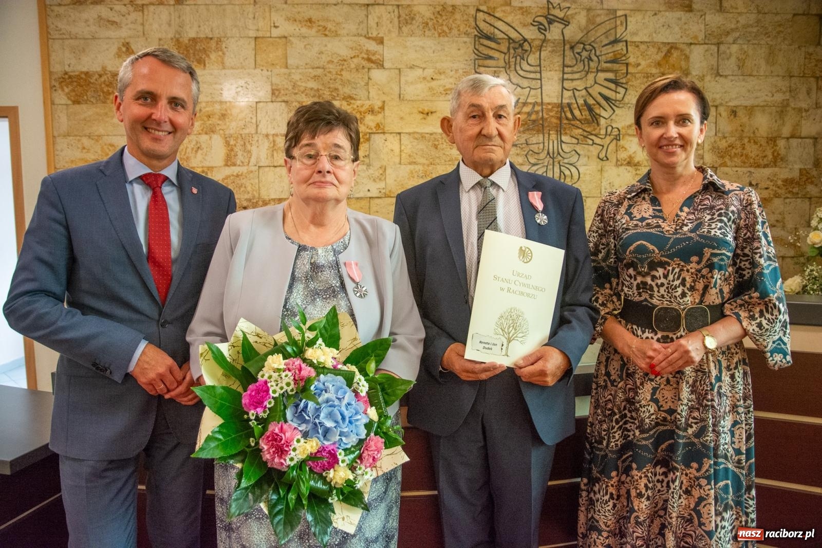 Zdjęcie w galerii na portalu naszraciborz.pl: Złote gody w Raciborzu. Świętuje siedem par [FOTO i WIDEO] wiadomości z regionu