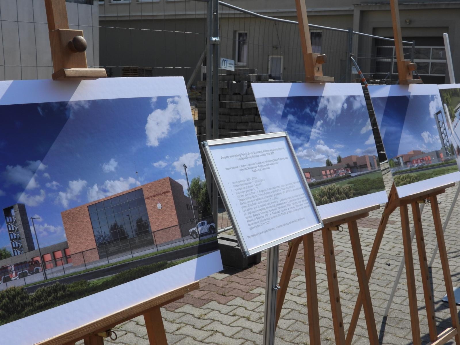 Zdjęcie w galerii na portalu naszraciborz.pl: W Katowicach pokazano, jak ma wyglądać nowa komenda raciborskiej straży pożarnej wiadomości z regionu