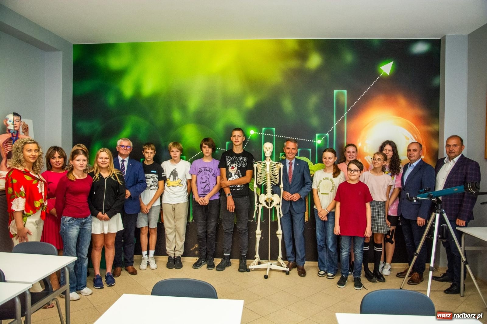 Zdjęcie w galerii na portalu naszraciborz.pl: Szkoła na Ocicach ma zieloną pracownię [FOTO i WIDEO] wiadomości z regionu