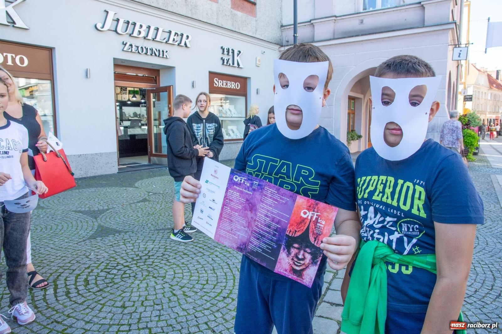 Zdjęcie w galerii na portalu naszraciborz.pl: Ruszył III Ogólnopolski Festiwal Teatralny OFF-ka [FOTO i WIDEO] wiadomości z regionu