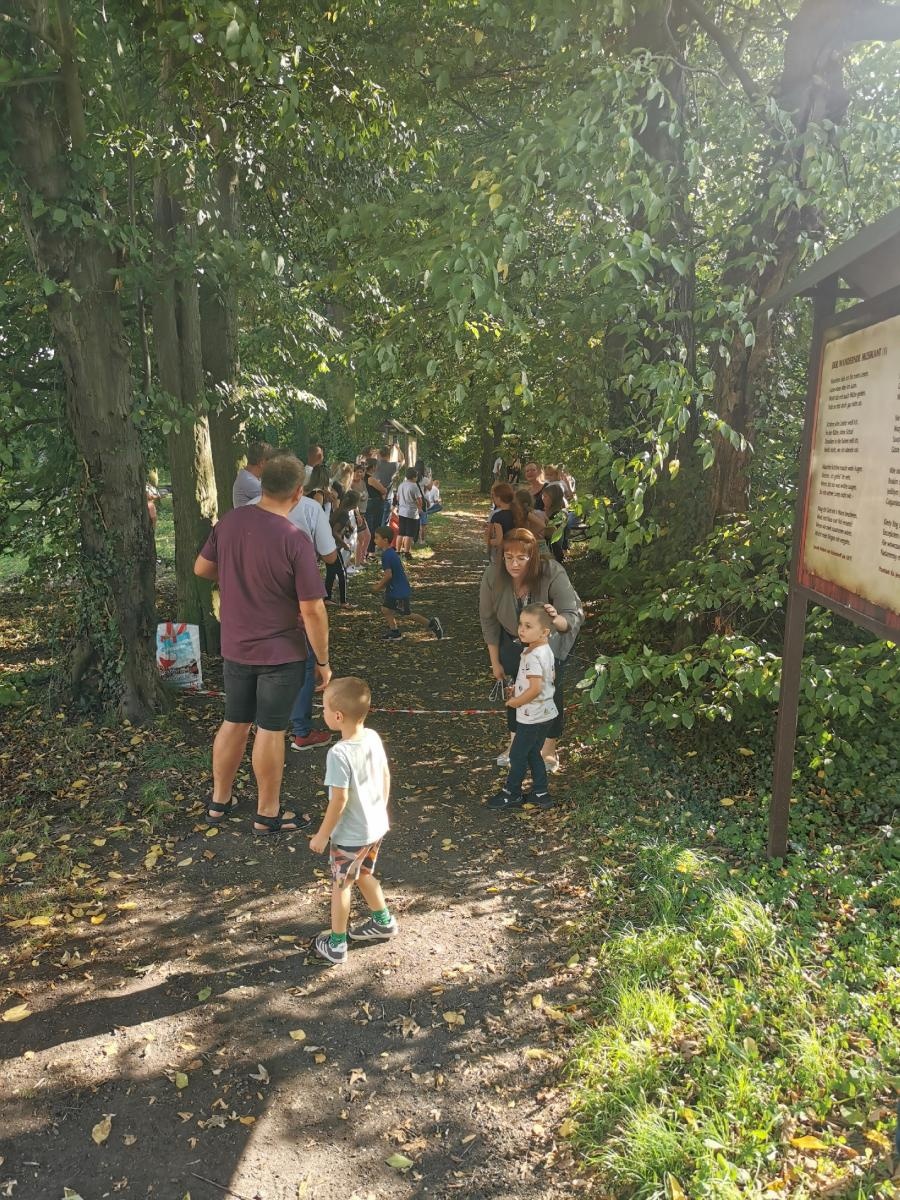 Zdjęcie w galerii na portalu naszraciborz.pl: Niedziela w Łubowicach pełna wrażeń – migawki z dożynek parafialnych wiadomości z regionu