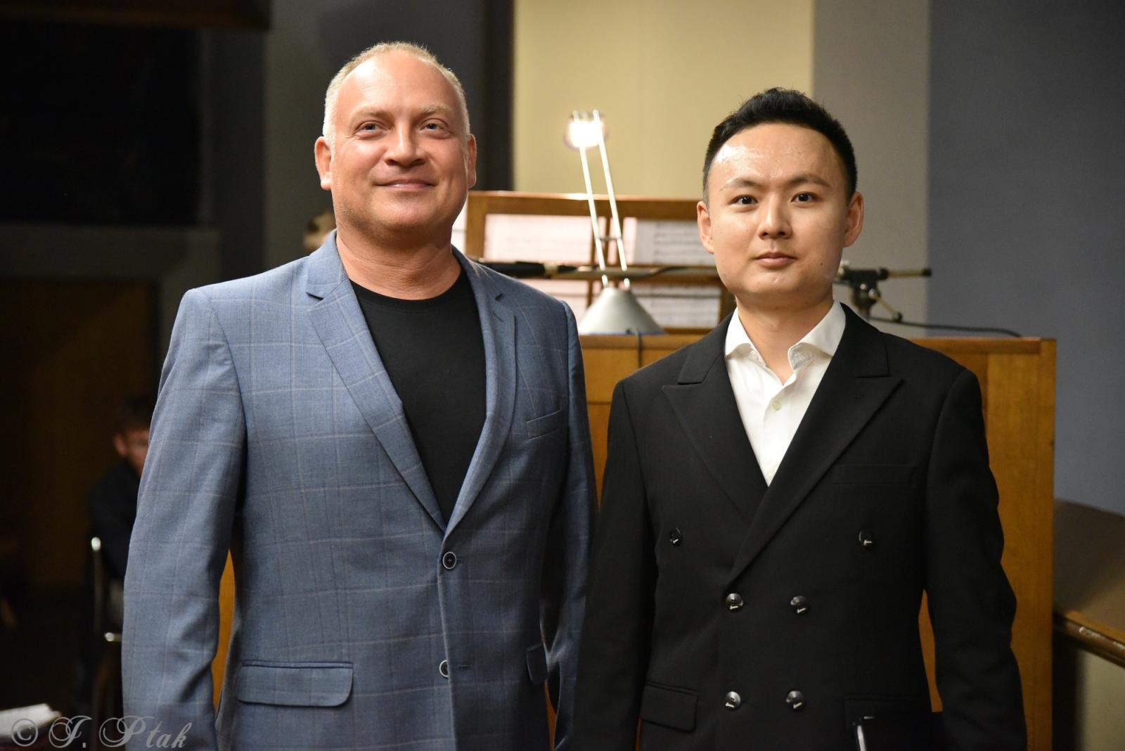 Zdjęcie w galerii na portalu naszraciborz.pl: Tianji Liu i Ewa Bąk na Dniach Muzyki Organowej w Raciborzu wiadomości z regionu