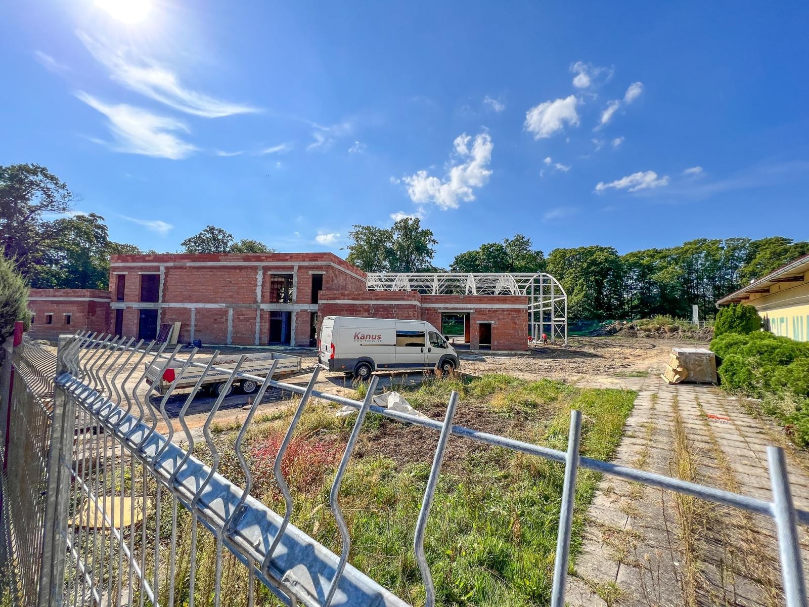 Zdjęcie w galerii na portalu naszraciborz.pl: Gorąco wokół lodowiska na Ostrogu. Sprawę bada prokurator, a firmy grożą zejściem z placu budowy wiadomości z regionu