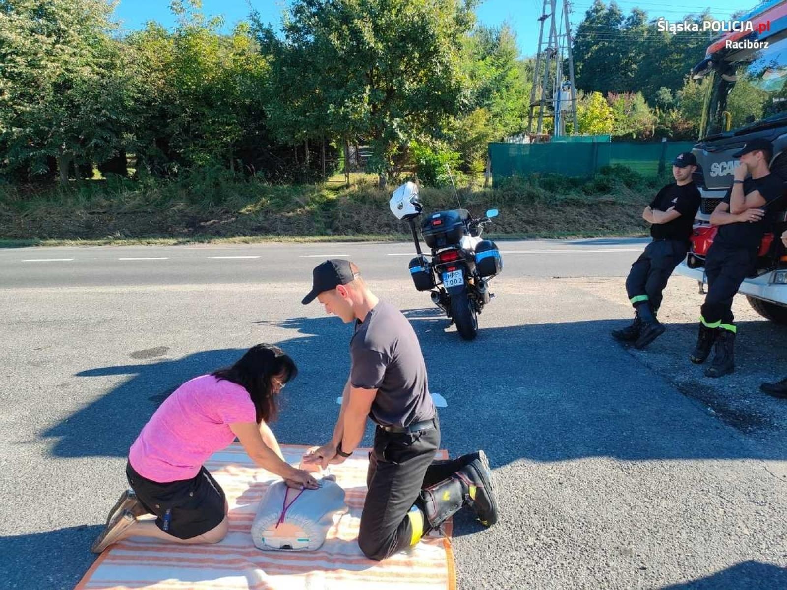 Zdjęcie w galerii na portalu naszraciborz.pl: ROADPOL SAFETY DAYS. Kierowcy mieli wybór - albo mandat, albo pierwsza pomoc wiadomości z regionu