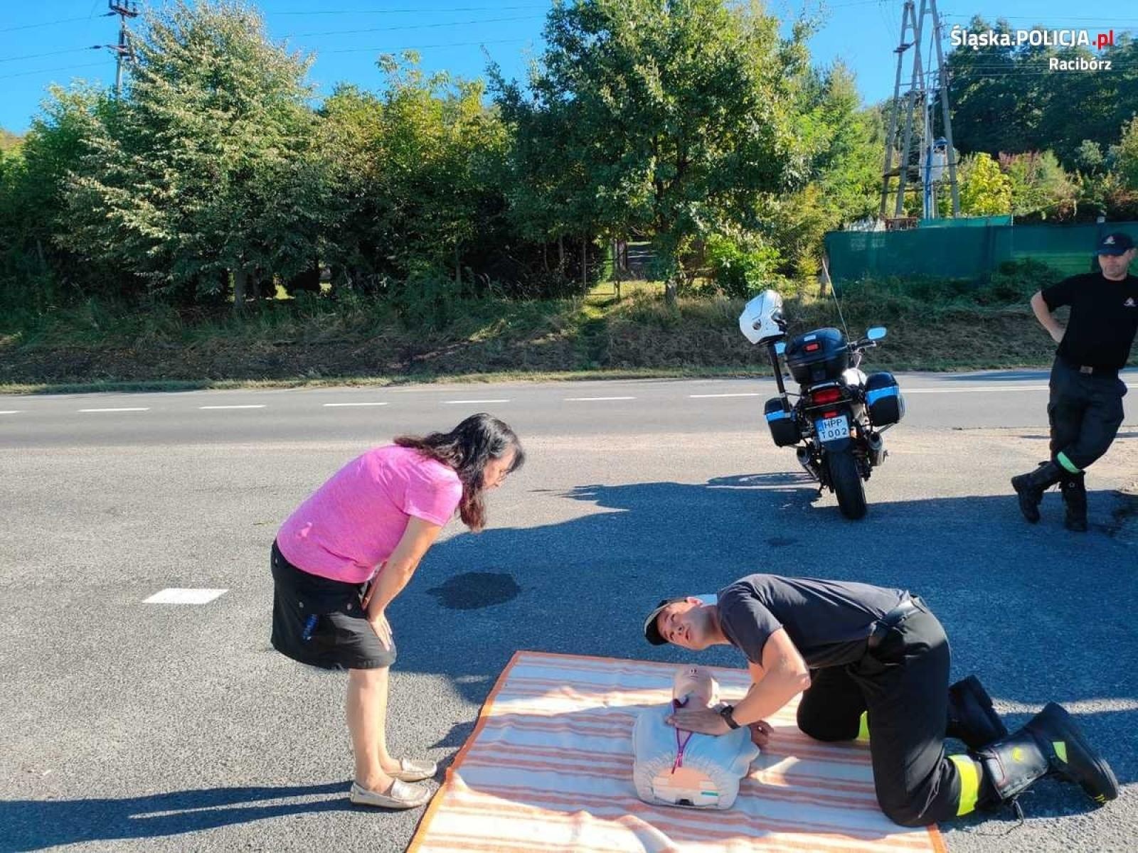 Zdjęcie w galerii na portalu naszraciborz.pl: ROADPOL SAFETY DAYS. Kierowcy mieli wybór - albo mandat, albo pierwsza pomoc wiadomości z regionu