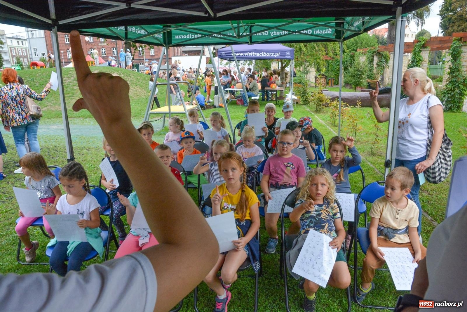 Zdjęcie w galerii na portalu naszraciborz.pl: Raciborskie Święto Dyni w Ogródku Jordanowskim [FOTO] wiadomości z regionu