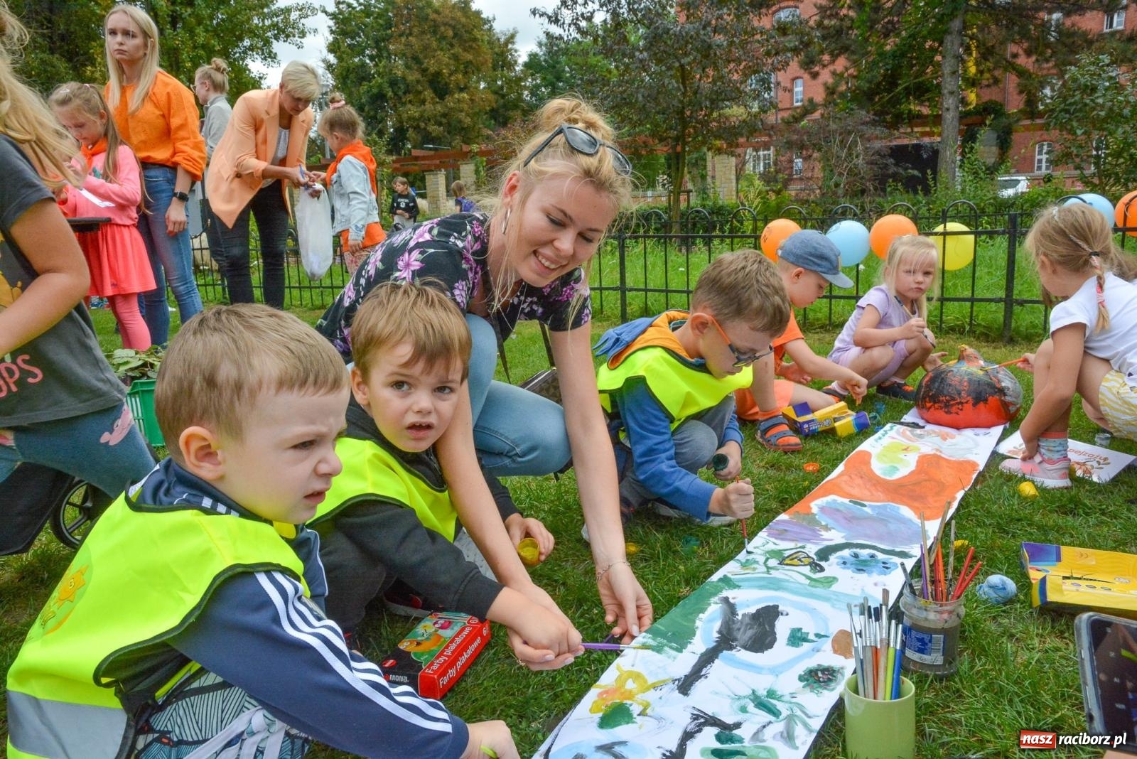 Zdjęcie w galerii na portalu naszraciborz.pl: Raciborskie Święto Dyni w Ogródku Jordanowskim [FOTO] wiadomości z regionu