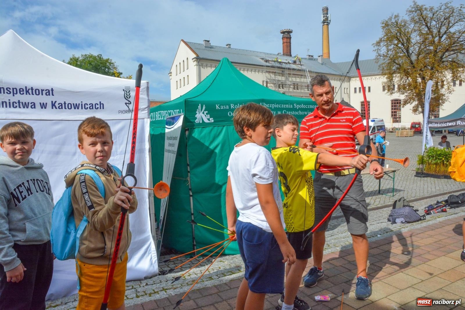 Zdjęcie w galerii na portalu naszraciborz.pl: Bezpieczne Grzybobranie. Nie bądź atrakcyjny dla kleszczy - wystawa na zamku wiadomości z regionu