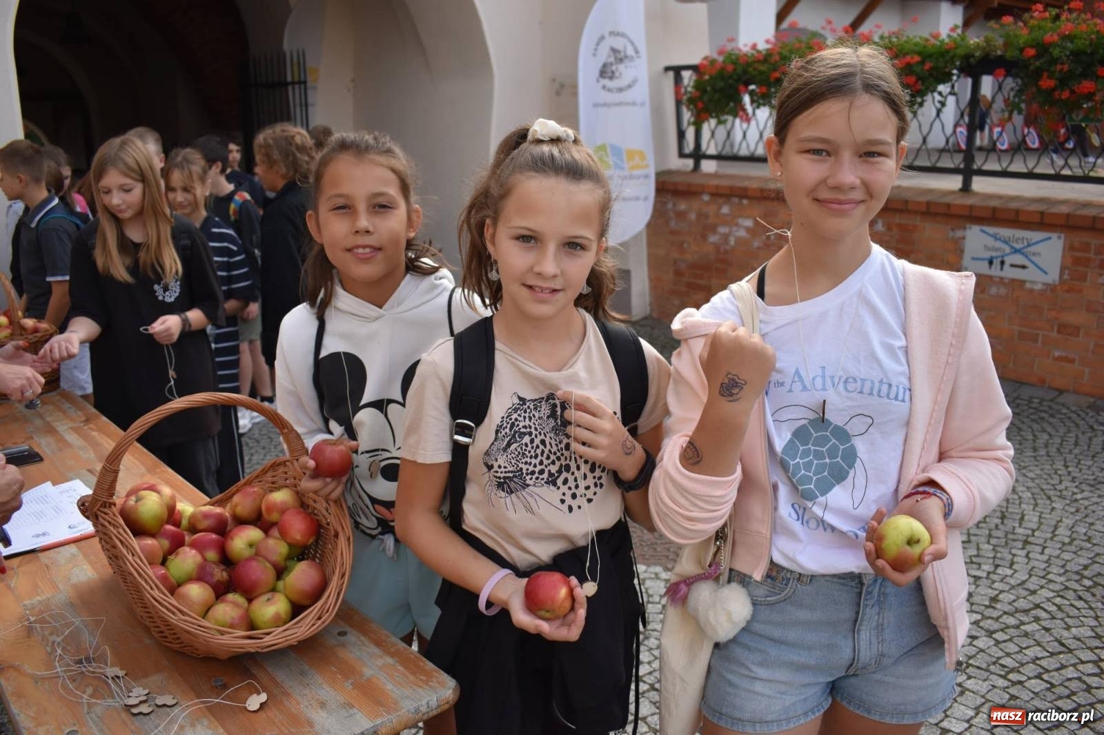 Zdjęcie w galerii na portalu naszraciborz.pl: Bezpieczne Grzybobranie. Nie bądź atrakcyjny dla kleszczy - wystawa na zamku wiadomości z regionu