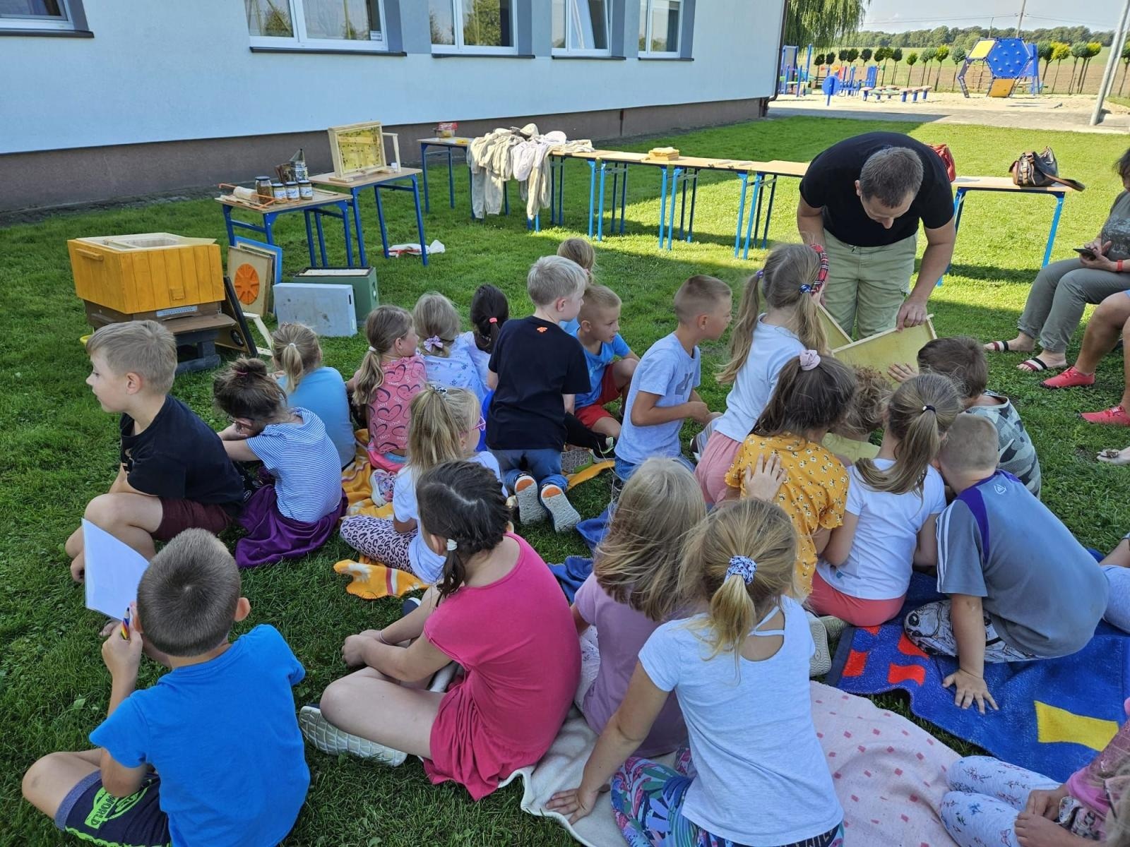 Zdjęcie w galerii na portalu naszraciborz.pl: W zgodzie z naturą. Event ekologiczny w Rudniku wiadomości z regionu