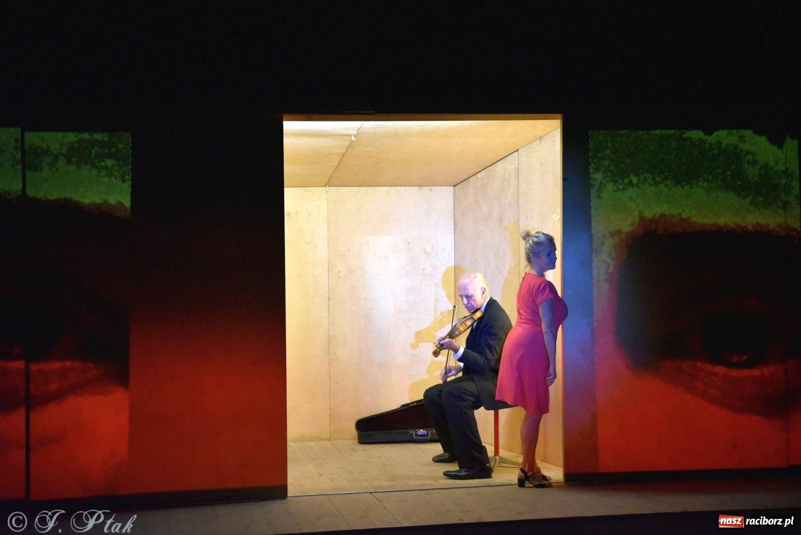 Zdjęcie w galerii na portalu naszraciborz.pl: Metamorphosis transitus na deskach RCK [FOTO i WIDEO] wiadomości z regionu