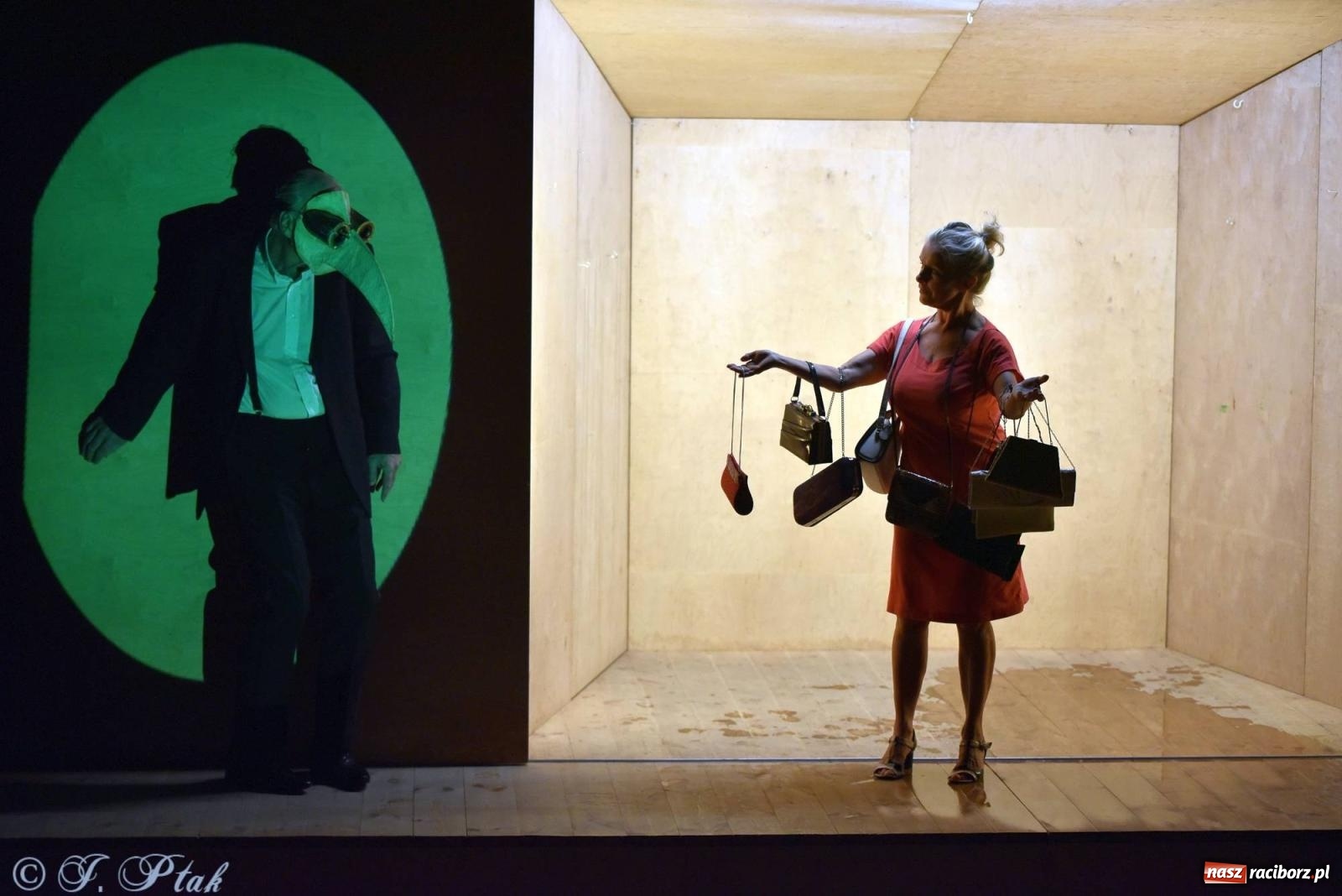 Zdjęcie w galerii na portalu naszraciborz.pl: Metamorphosis transitus na deskach RCK [FOTO i WIDEO] wiadomości z regionu