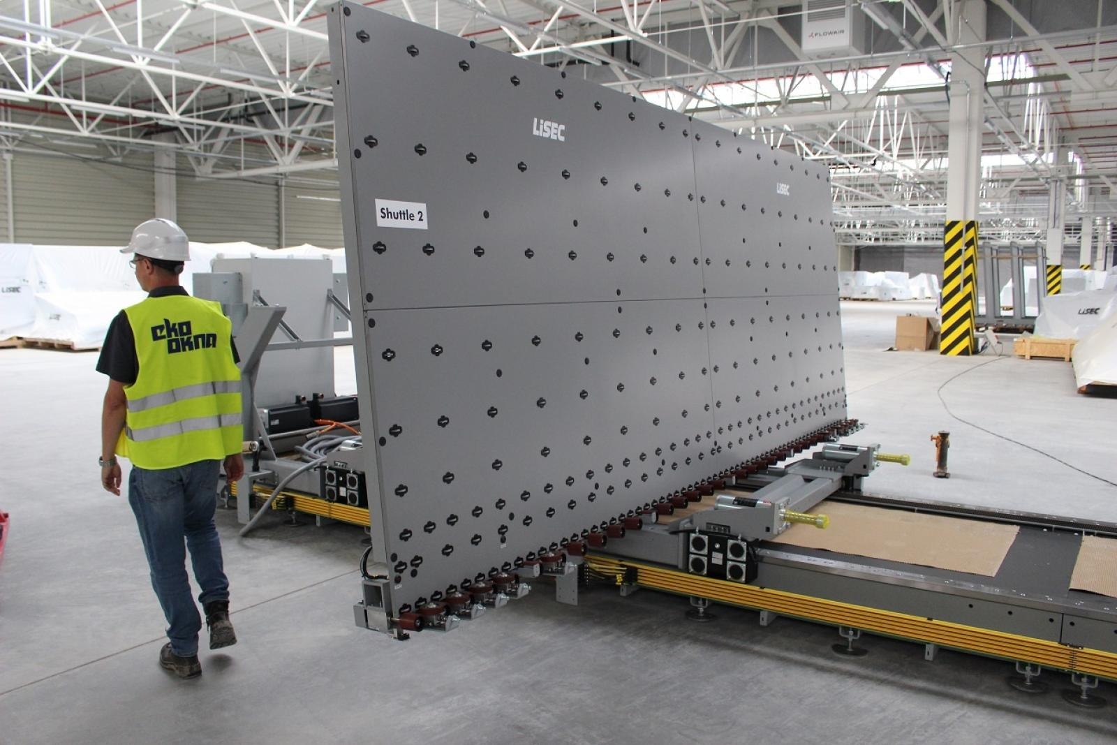 Zdjęcie w galerii na portalu naszraciborz.pl: Nowa fabryka Eko-Okien na finiszu [FOTO] wiadomości z regionu