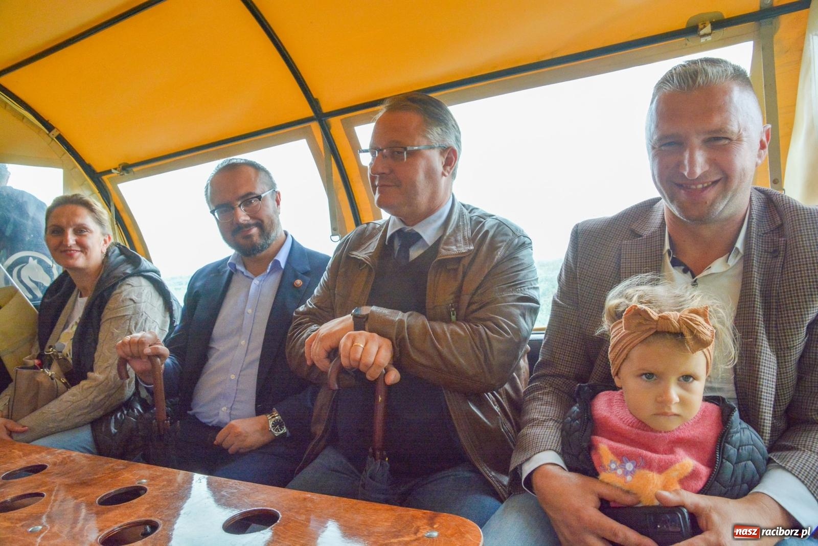 Zdjęcie w galerii na portalu naszraciborz.pl: Deszcz niestraszny miłośnikom koni. Hubertus w Żerdzinach [FOTO i WIDEO] wiadomości z regionu